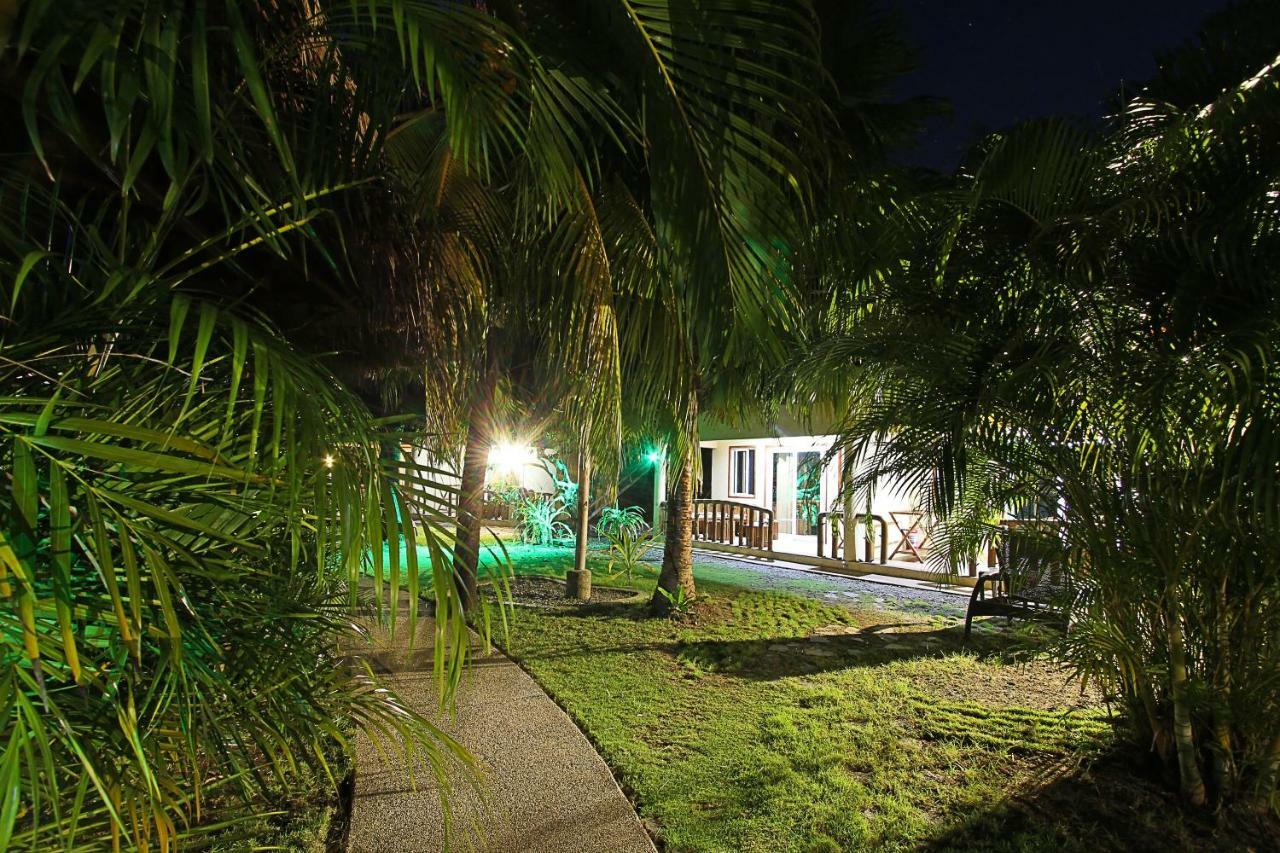 Thalatta Resort Zamboanguita  Екстер'єр фото